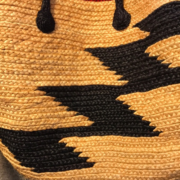 NWOT Indego Africa Fair Trade Zig Zag Beach Bag - Picture 3 of 7